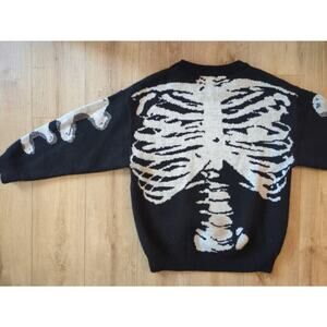 Aelfric Eden Skeleton Pattern Thick Knit Black Sweater Pullover Size Medium M
